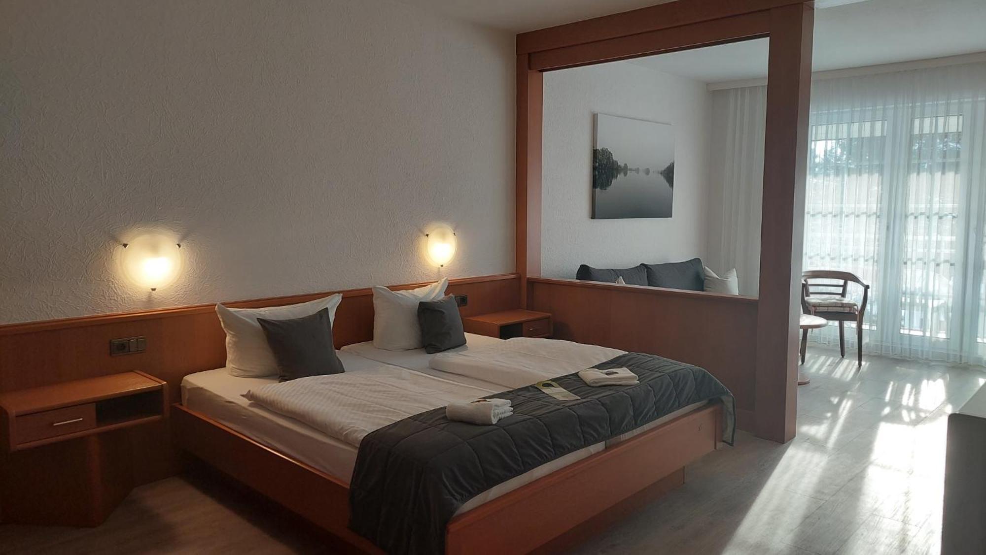 Hotel Am Meilenstein Dunkelforth Экстерьер фото