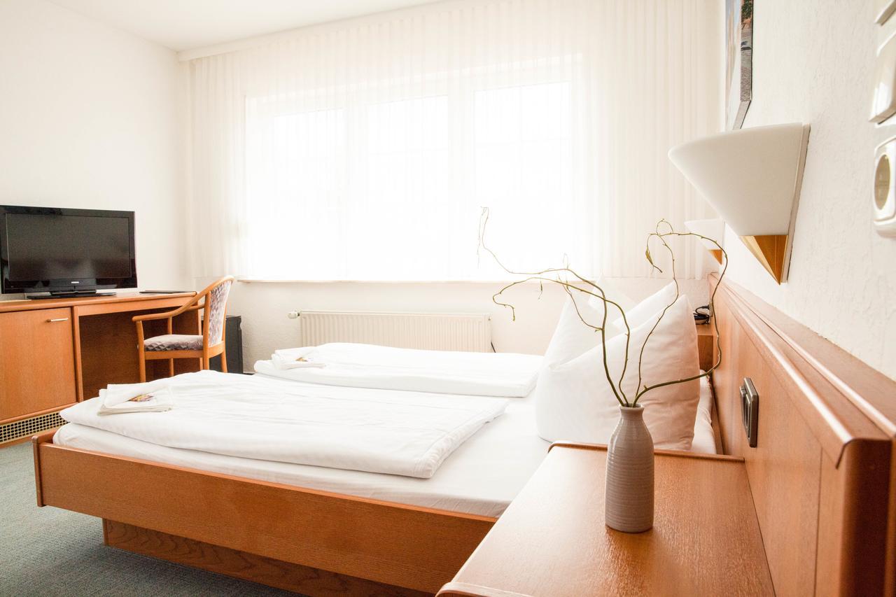 Hotel Am Meilenstein Dunkelforth Экстерьер фото